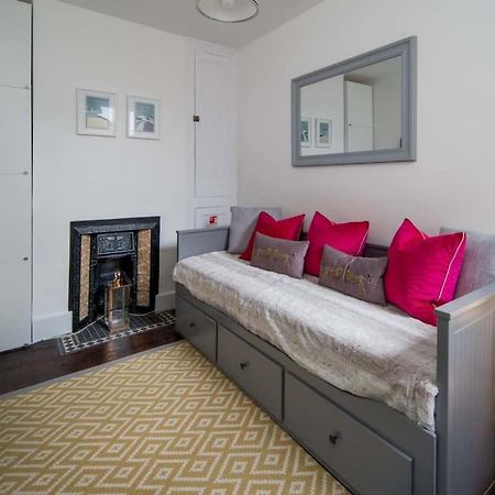 Firefly House Villa Каус Екстериор снимка